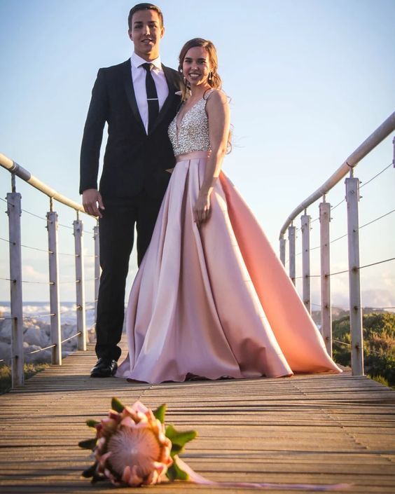Sexy Deep V-Neck Beaded Bodice A-Line Blush Prom Evening Dresses cg10531