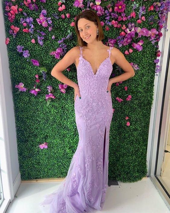 Mermaid V Neck Spaghetti Straps Lavender Lace Prom Dresses with Split cg22768
