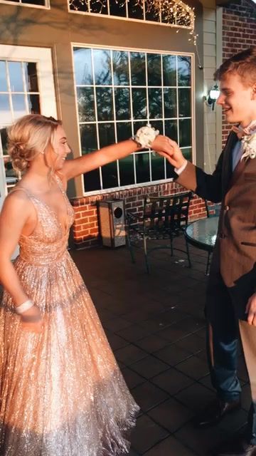 Sparkly A-Line Floor Length Gold Long Prom Dress cg7956