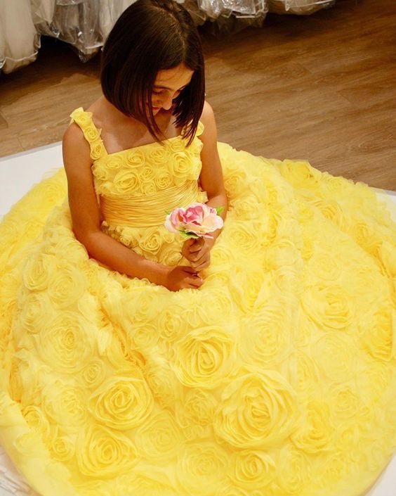 Yellow 3D Flower Lace Square Neckline Prom Dress   cg13574