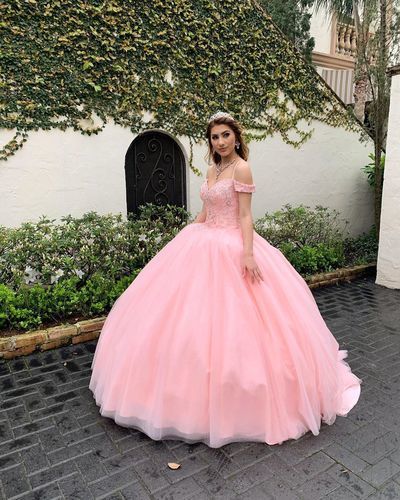 Pink Off Shoulder Ball Gown Quinceanera Dress Spaghetti Straps Beaded Girls Sweet 16 prom Dresses  cg14779
