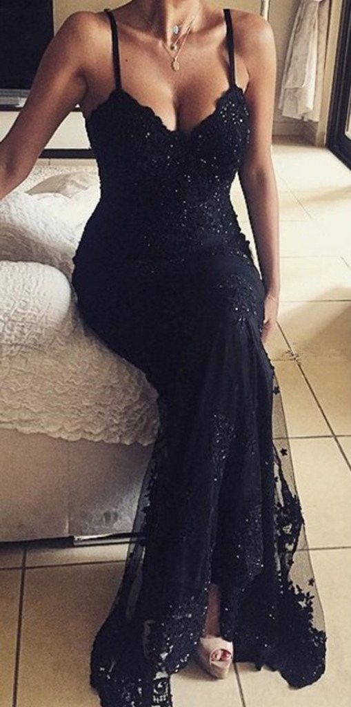 Spaghetti Straps Appliques Backless Sheath Prom Dresses    cg15645