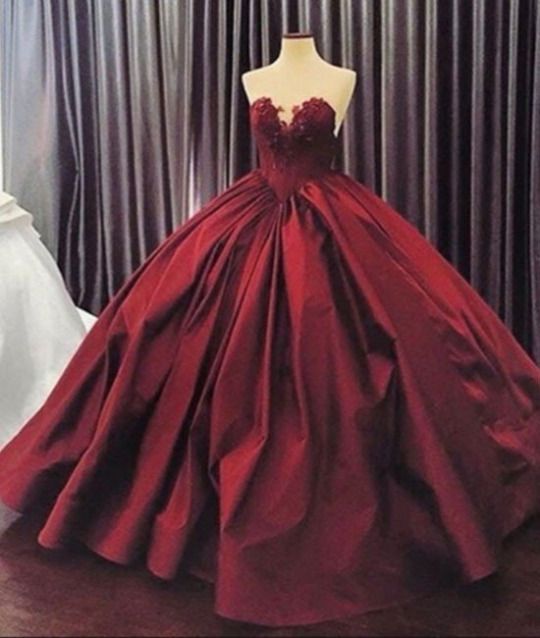 Sweetheart Neck Ball Gown Satin Prom Dresses Lace Appliques Women Dresses   cg15647