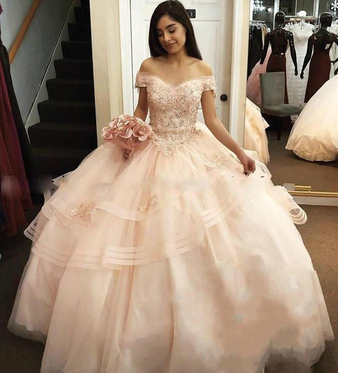 Sweet 16 Dresses Bead Ball Gowns Quinceanera Dresses Off The Shoulder Ruffle Tiered Puffy Prom Dresses    cg20062