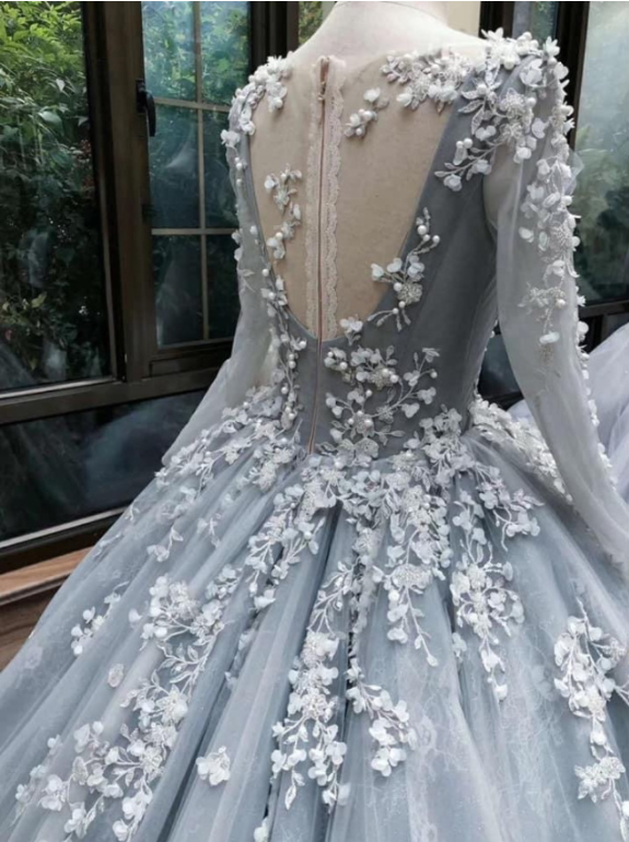 Romantic light grey long sleeves floral lace applique ball gown prom dress with court train   cg20084