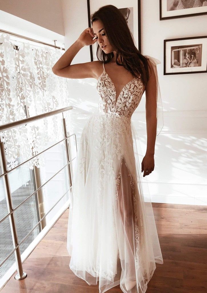 2021 A line lace V Neck Prom Dress with Split     cg20700