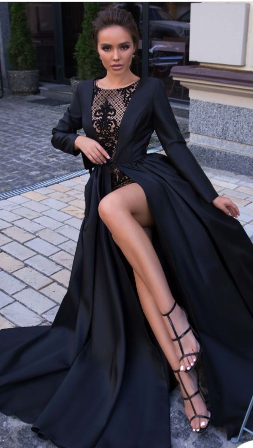 A-Line Round Neck Long Sleeves Black Long Prom Dress  cg2145