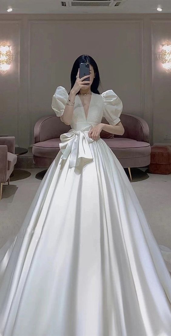 V-neck Puff Sleeves Newest Wedding Dresses, Luxury A-line Bridal Gowns Prom Dress   cg21981