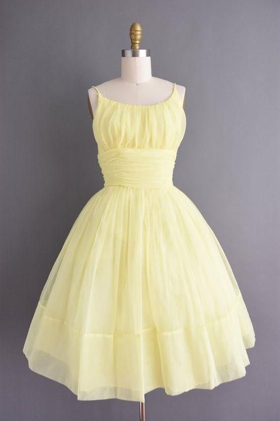 Vintage Short Yellow Chiffon Homecoming Dress      cg22693