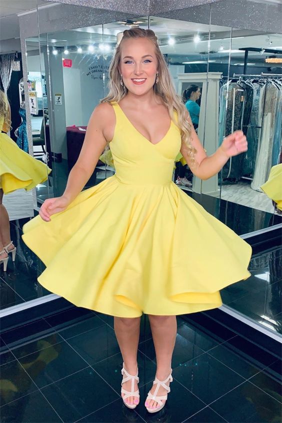 A-Line V-Neck Sleeveless Short Yellow Satin Homecoming Dress cg2766