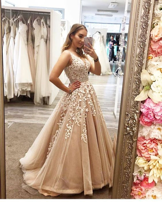 Elegant Lace Deep V Neck Tull Ball Gown Prom Dress, Appliques Evening Dress,Tulle Wedding Dress  cg8479